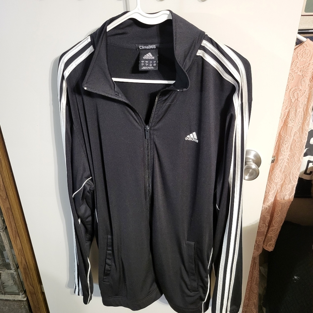 MENS ADIDAS ATHLETIC JACKET SIZE L